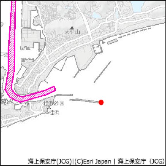 高知港南防波堤東仮設灯台(33-29.9N 133-35.6E)は一時休止(消灯)して仮灯が設置される。