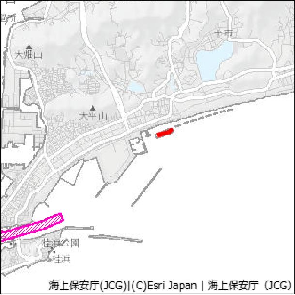 高知港付近において、離岸堤の一部が設置された。（幅最大約33m）