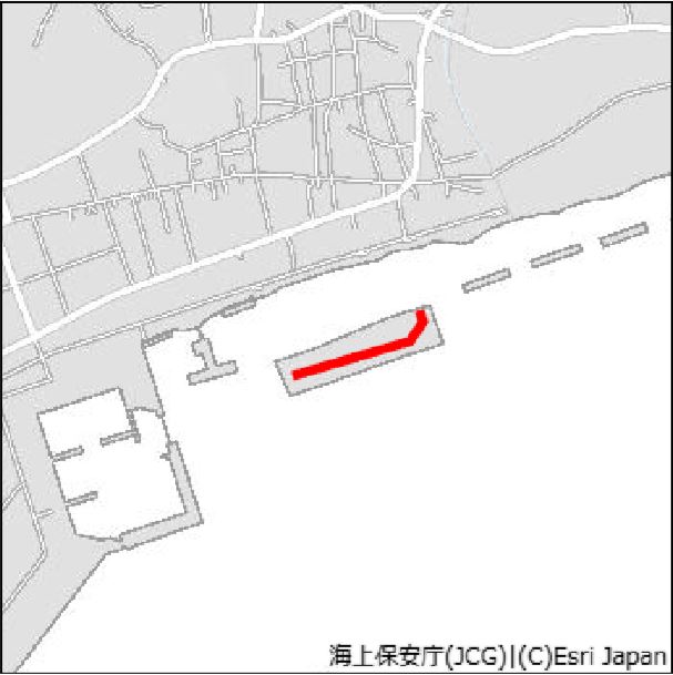 高知港付近において、離岸堤の一部が設置された。（幅最大約33m）