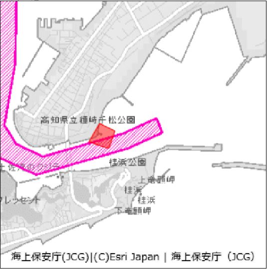 高知水路及びその付近において、潜水士・作業船による磁気探査作業が実施されている。
