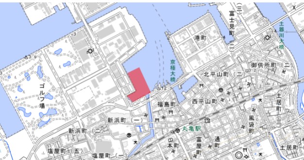 位置図（赤色多角形内）